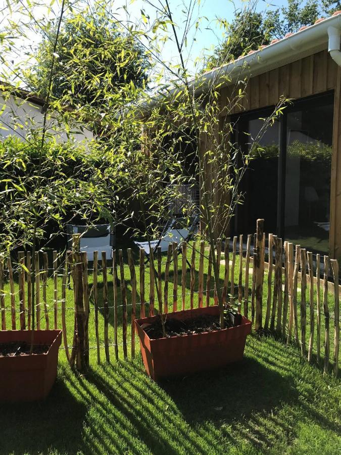 Charmante Cabane Bois Gujan-Mestras Exterior photo